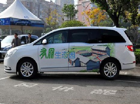 叙永户外车贴喷绘如何保持效果?